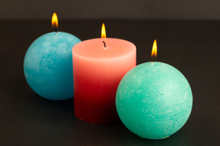 How to Start a Candle-Making Business from Home: Step-by-Step Guide